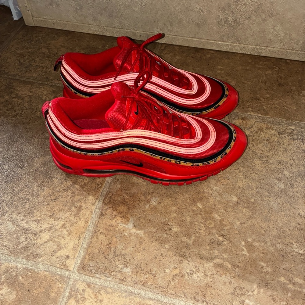 Red Black and cheetah print Nike Air Max 97 Sneakers size 10 - Picture 2 of 7